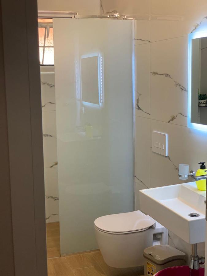 Amazing Familiar Apartments And Rooms Sarande Luaran gambar