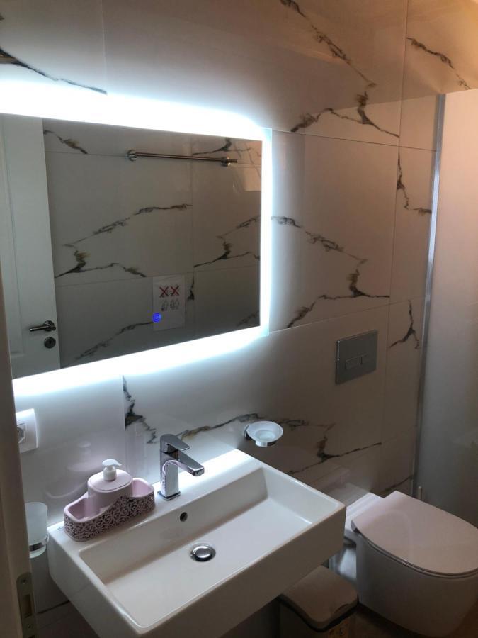 Amazing Familiar Apartments And Rooms Sarande Luaran gambar