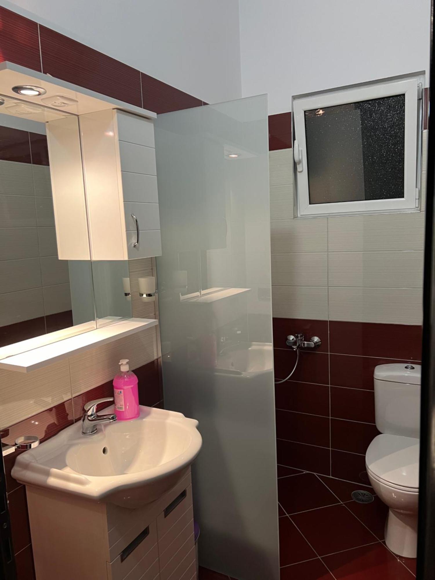 Amazing Familiar Apartments And Rooms Sarande Luaran gambar