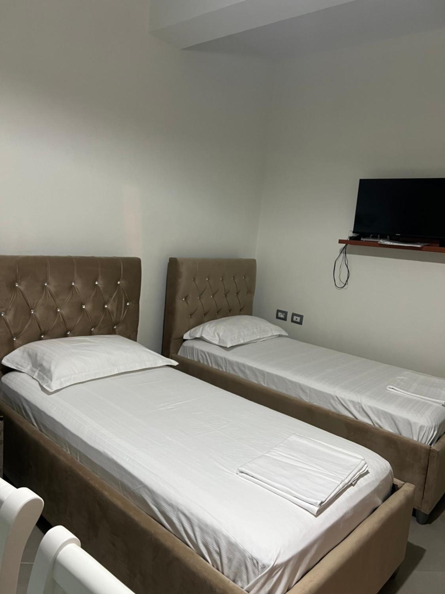 Amazing Familiar Apartments And Rooms Sarande Luaran gambar